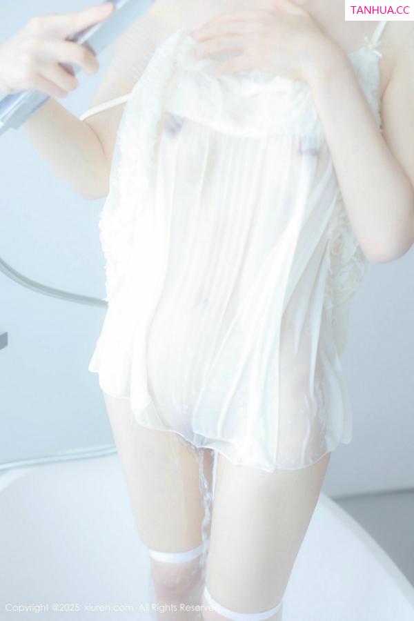  [XiuRen]高清写真图 2025.02.07 No.9851 桃妖夭 丝袜美腿第60张图片